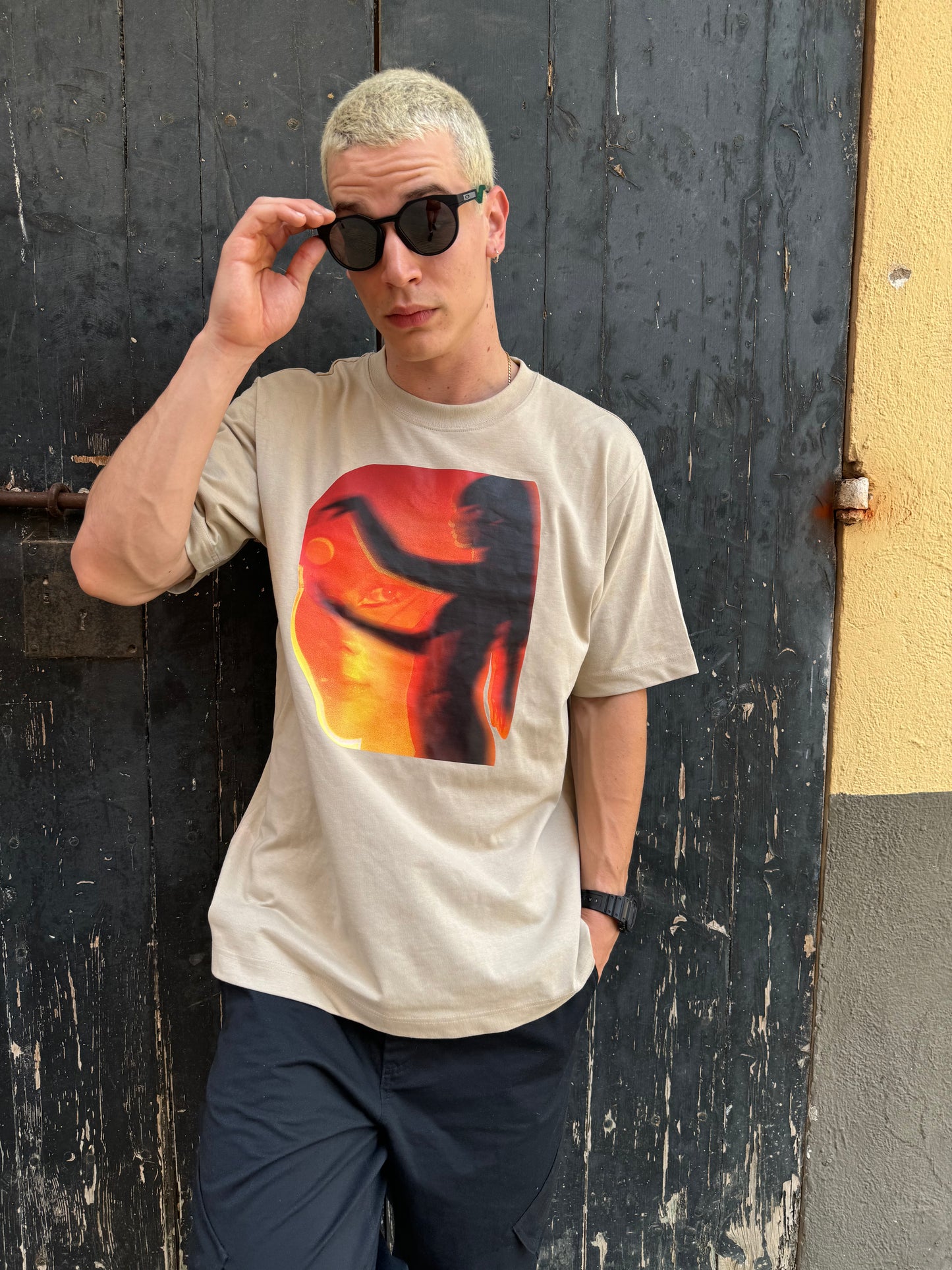 PARADISE IBIZA ARTWORK TEE (DESERT DUST)